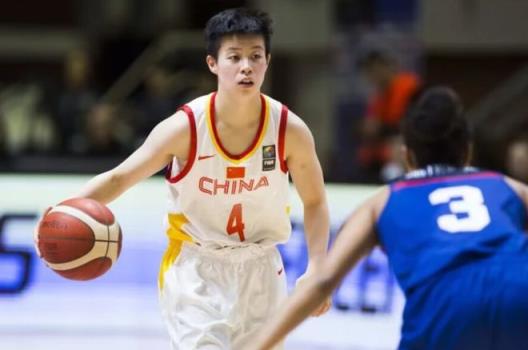 女篮主控4战场均2分三分8投全铁 球迷怒喊退出国家队