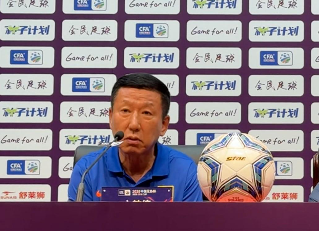 崔康熙引争议 足球报：各方忍耐已到极限