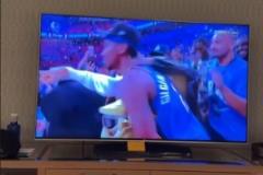 维尼修斯观赛NBA总决赛抢七：向亚历山大致敬！传奇时刻！
