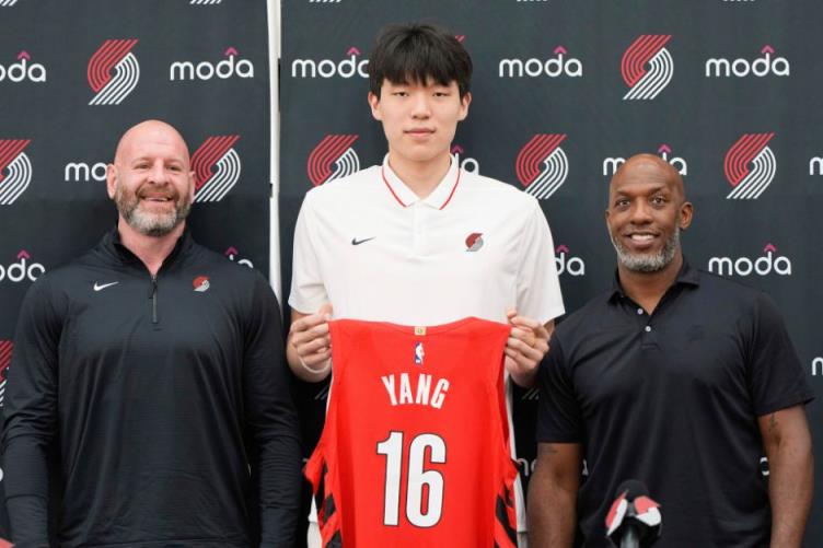 杨瀚森加盟开拓者！2025夏季联赛7月12日迎战勇士