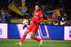 19岁海港小将李新翔本赛季15场4球4助首次入选国足