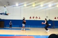辽篮训练师揭秘赵继伟休赛期训练日常